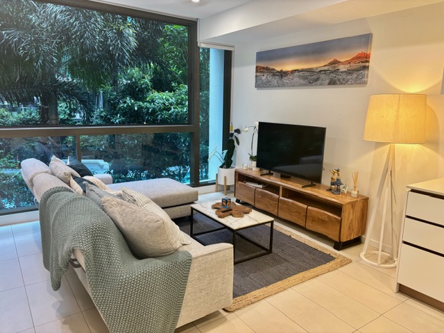 Living room 2